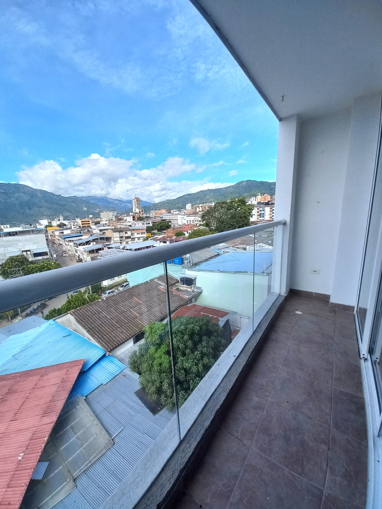Apartamento En Arriendo - Edificio Baviera Piso 8, Ibagué