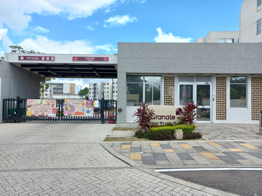 Apartamento En Venta - C.r Granate Piso 1 Sin Ascensor, Ibagué