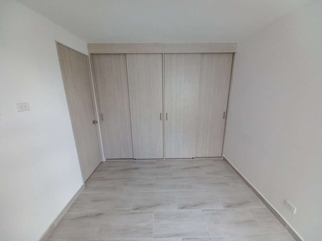 Apartamento En Venta - C.r Granate Piso 1 Sin Ascensor, Ibagué