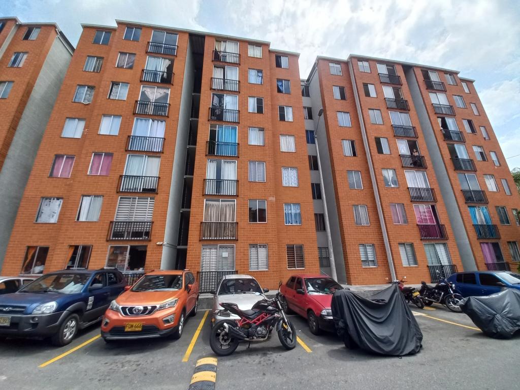 Apartamento En Arriendo - Arboleda Campestre Yarumo Piso 7 Sin Ascensor, Ibagué