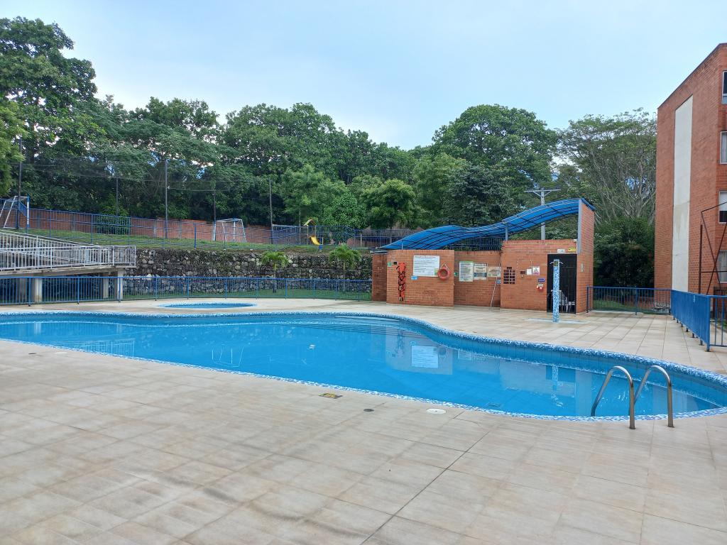 Apartamento En Venta - Conjunto Residencial Santa Cruz Piso 2, Ibagué