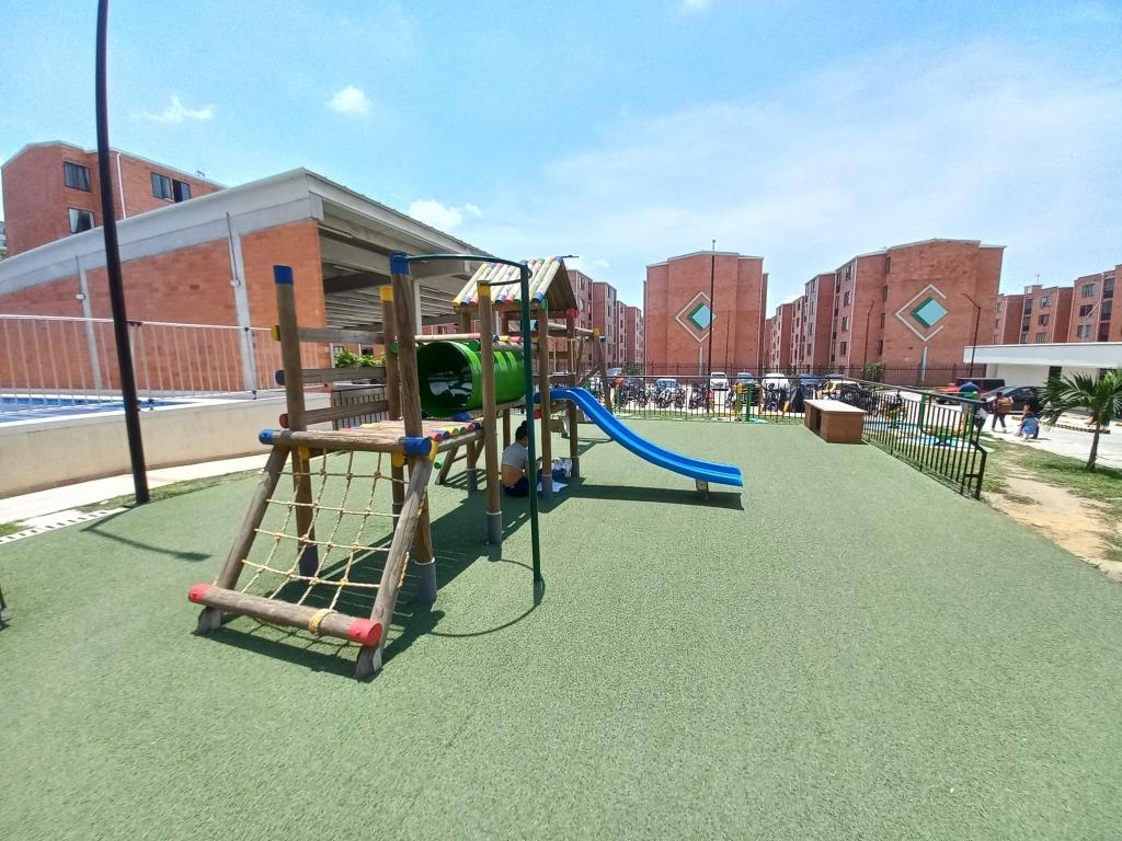 Apartamento En Arriendo - Cuidad Torreon El Roble Piso 4 Sin Ascensor, Ibagué