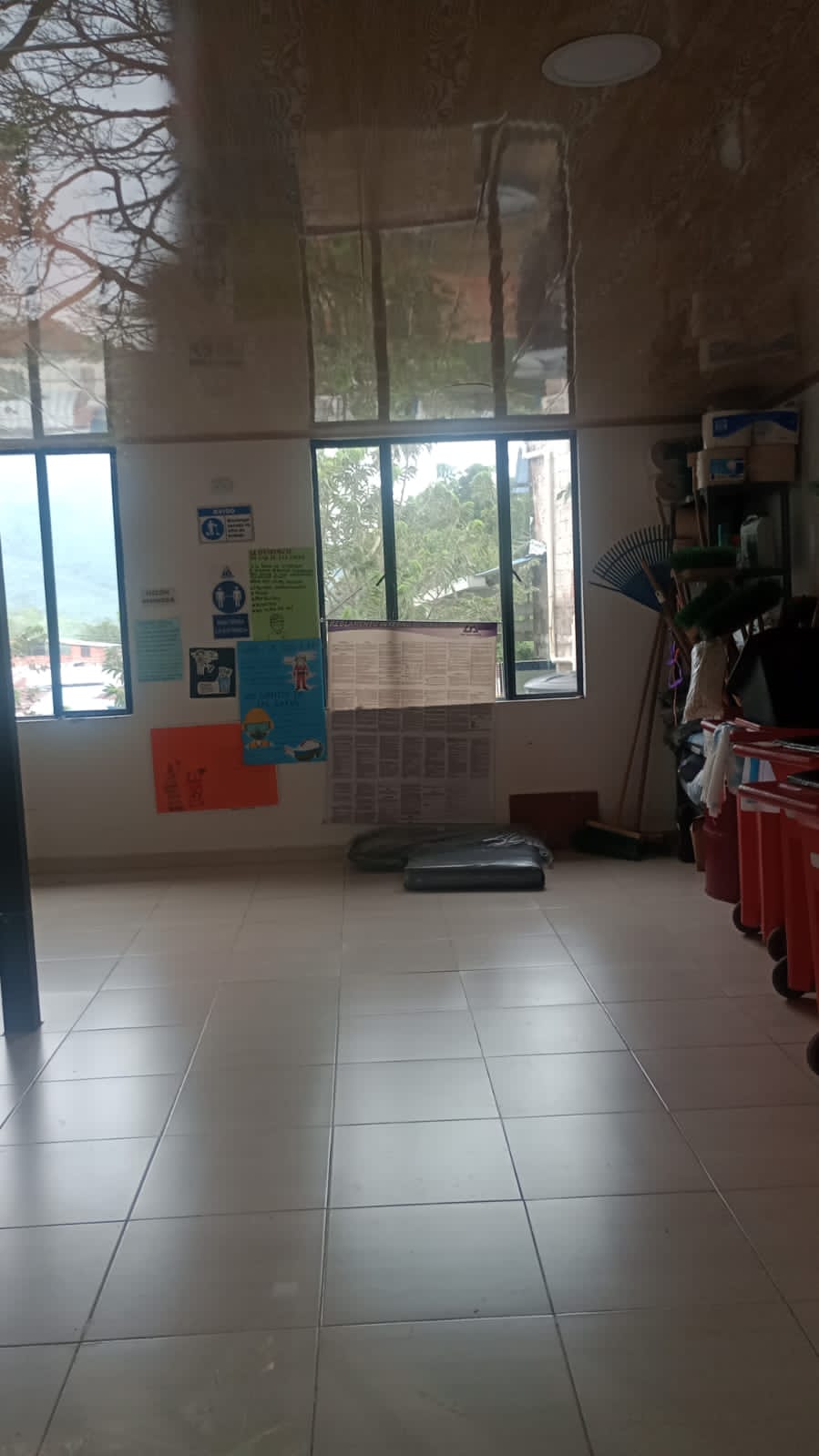 Casa En Venta - Centro - Rovira, Róvira