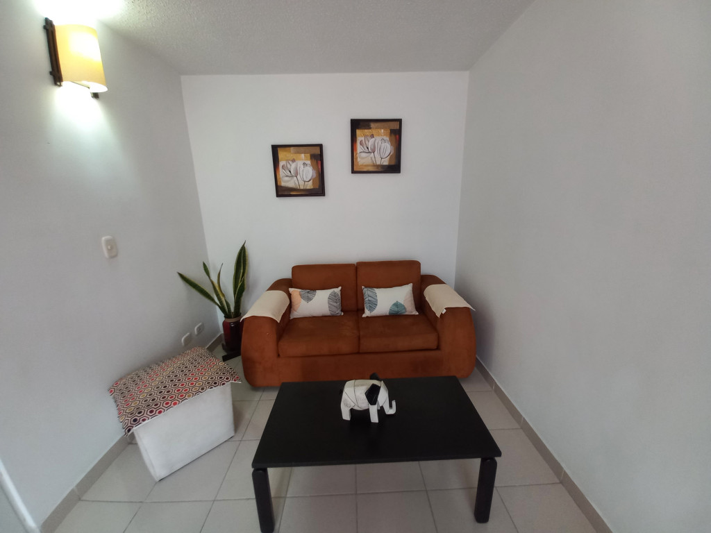 Apartamento En Venta - Torreón De Santa Ana De Zorroza Piso 5 Sin Asc, Ibagué
