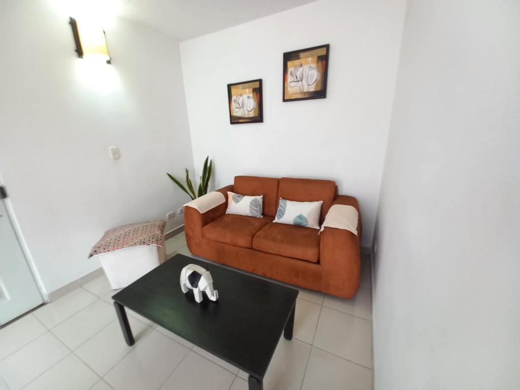 Apartamento En Venta - Torreón De Santa Ana De Zorroza Piso 5 Sin Asc, Ibagué