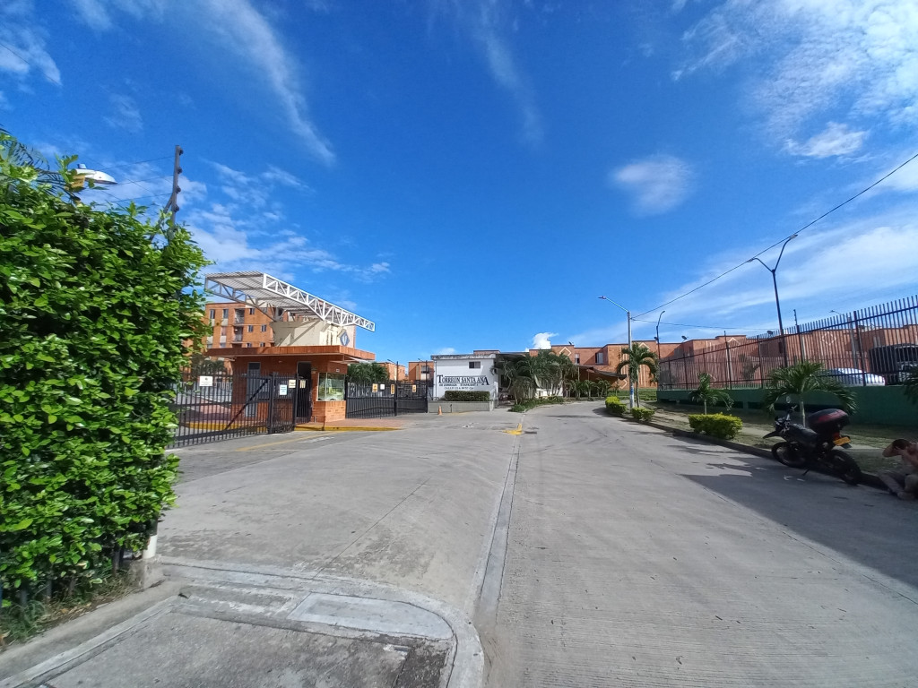 Apartamento En Venta - Torreón De Santa Ana De Zorroza Piso 5 Sin Asc, Ibagué