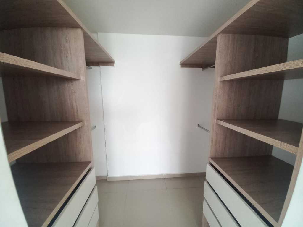 Apartamento En Venta - Conjunto Residencial Portobello  Piso 8, Ibagué