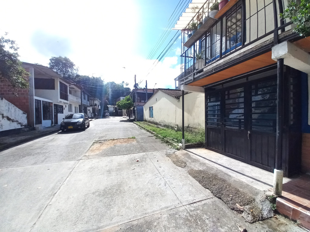 Casa En Venta - Urbanizacion La Esperanza, Ibagué