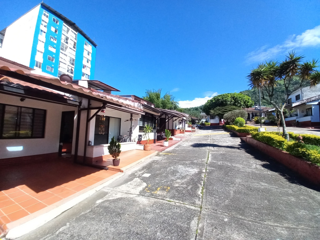 Casa En Venta - Condominio Villa Margarita, Ibagué