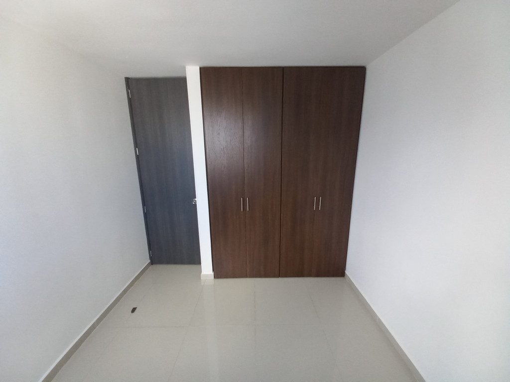 Apartamento En Venta - Conjunto Residencial Altagracia Piso 12, Ibagué