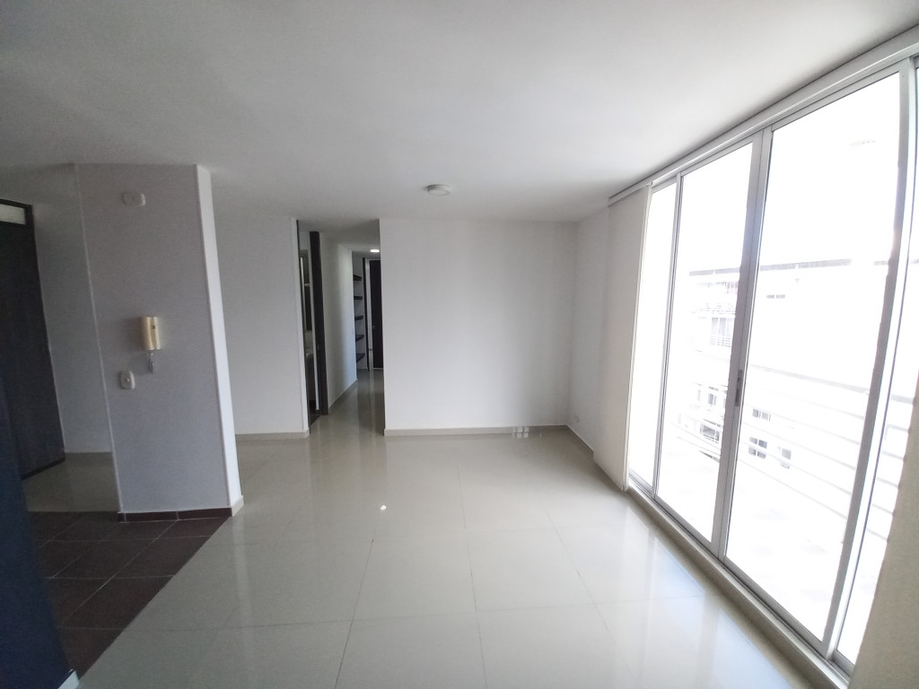 Apartamento En Venta - Conjunto Residencial Altagracia Piso 12, Ibagué