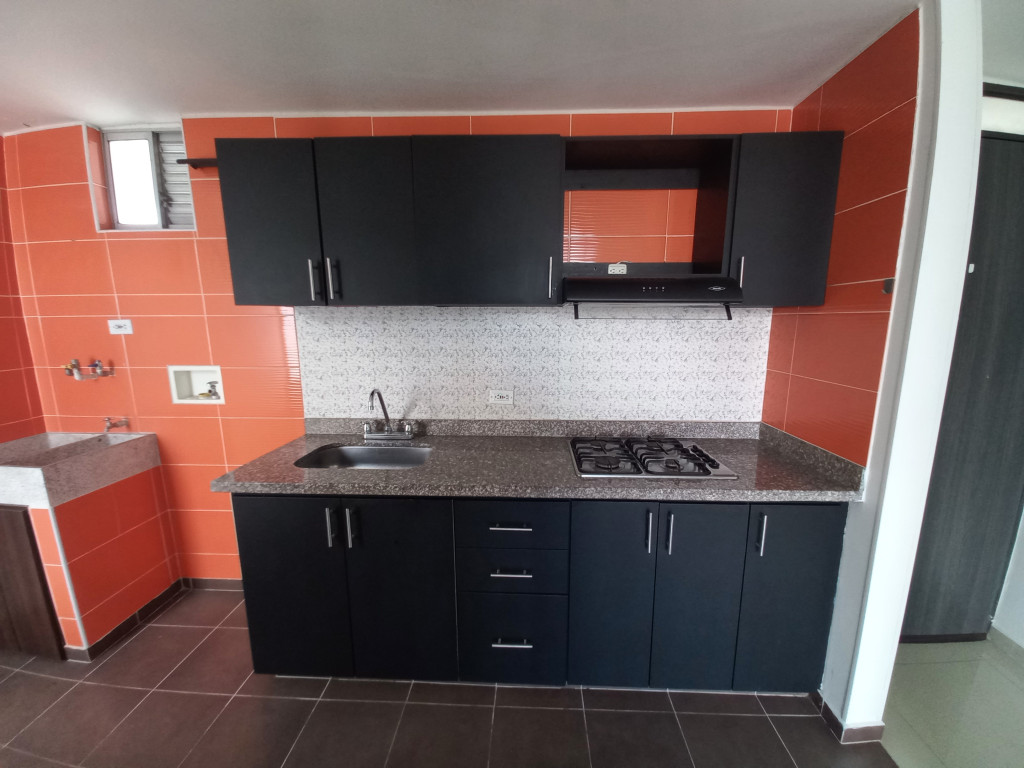 Apartamento En Venta - Conjunto Residencial Altagracia Piso 12, Ibagué