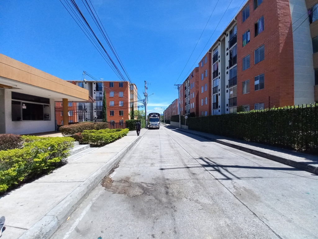 Apartamento En Venta - Arboleda Del Campestre Saman Piso 5 Sin Ascensor, Ibagué