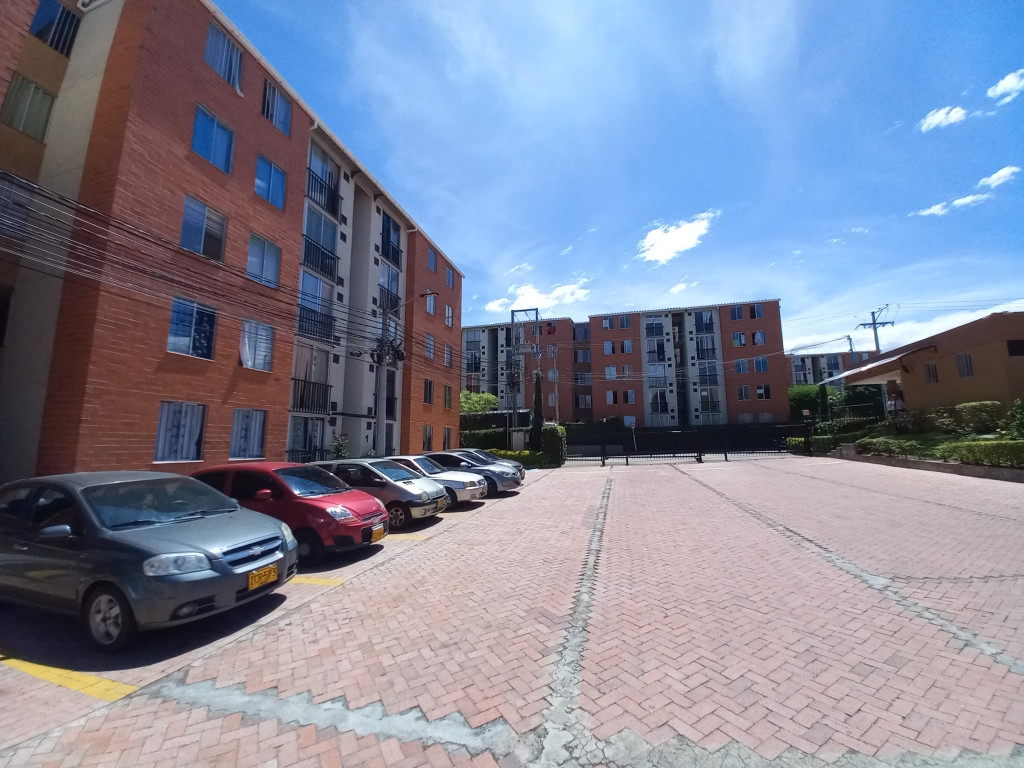 Apartamento En Venta - Arboleda Del Campestre Saman Piso 5 Sin Ascensor, Ibagué