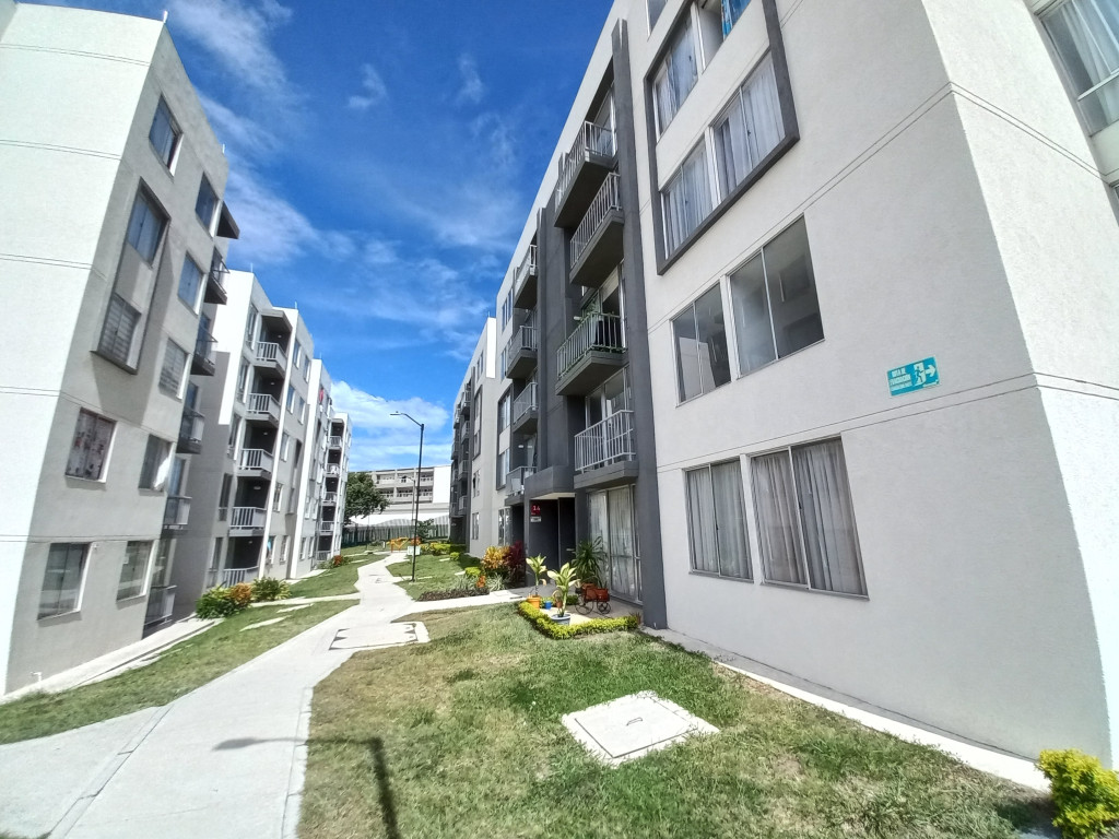 Apartamento En Venta - Conjunto Residencial Granate Piso 4 Sin Ascensor, Ibagué