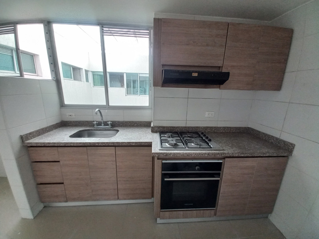 Apartamento En Venta - Conjunto Residencial Portobello  Piso 8, Ibagué