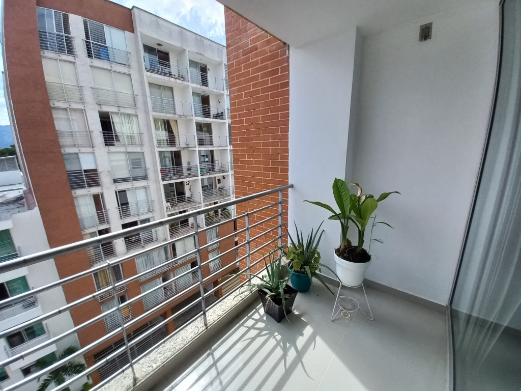 Apartamento En Venta - C.r Altavista De Piedra Pintada Piso 6, Ibagué