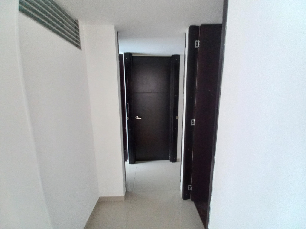 Apartamento En Venta - C.r Altavista De Piedra Pintada Piso 6, Ibagué