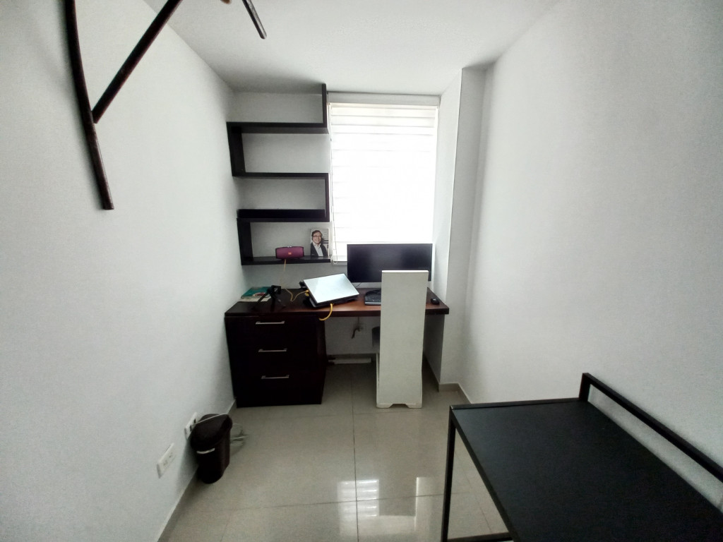 Apartamento En Venta - C.r Altavista De Piedra Pintada Piso 6, Ibagué