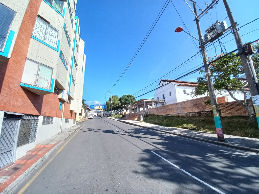 Apartamento En Venta - Mirador Del Parque Piso 5 Sin Ascensor, Ibagué