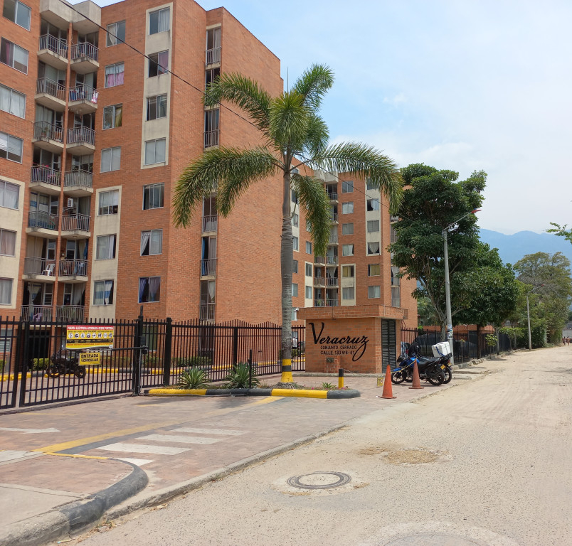 APARTAMENTO en VENTA en CONJUNTO RESIDENCIAL VERACRUZ PISO 5 — 2