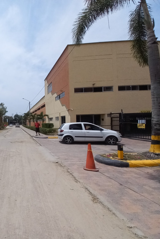 APARTAMENTO en VENTA en CONJUNTO RESIDENCIAL VERACRUZ PISO 5 — 3