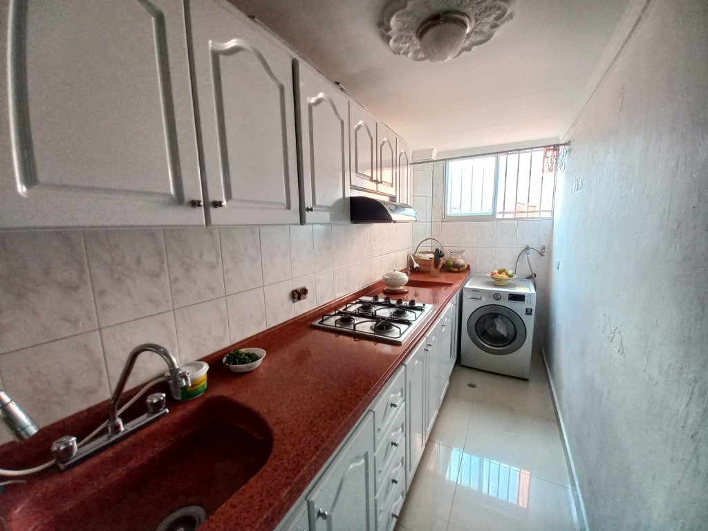 Apartamento En Venta - Palmeras Piso 4-Costado Exito Sin Ascensor, Ibagué