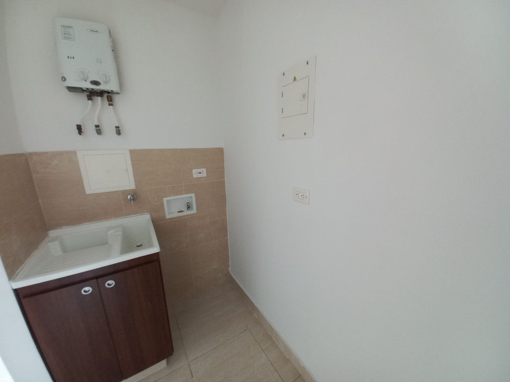 Apartamento En Arriendo - Reserva De Cadiz Piso 4, Ibagué