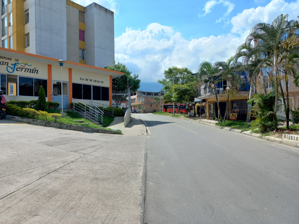 Apartamento En Arriendo - Reservas De San Fermin Piso 5 Sin Ascensor, Ibagué