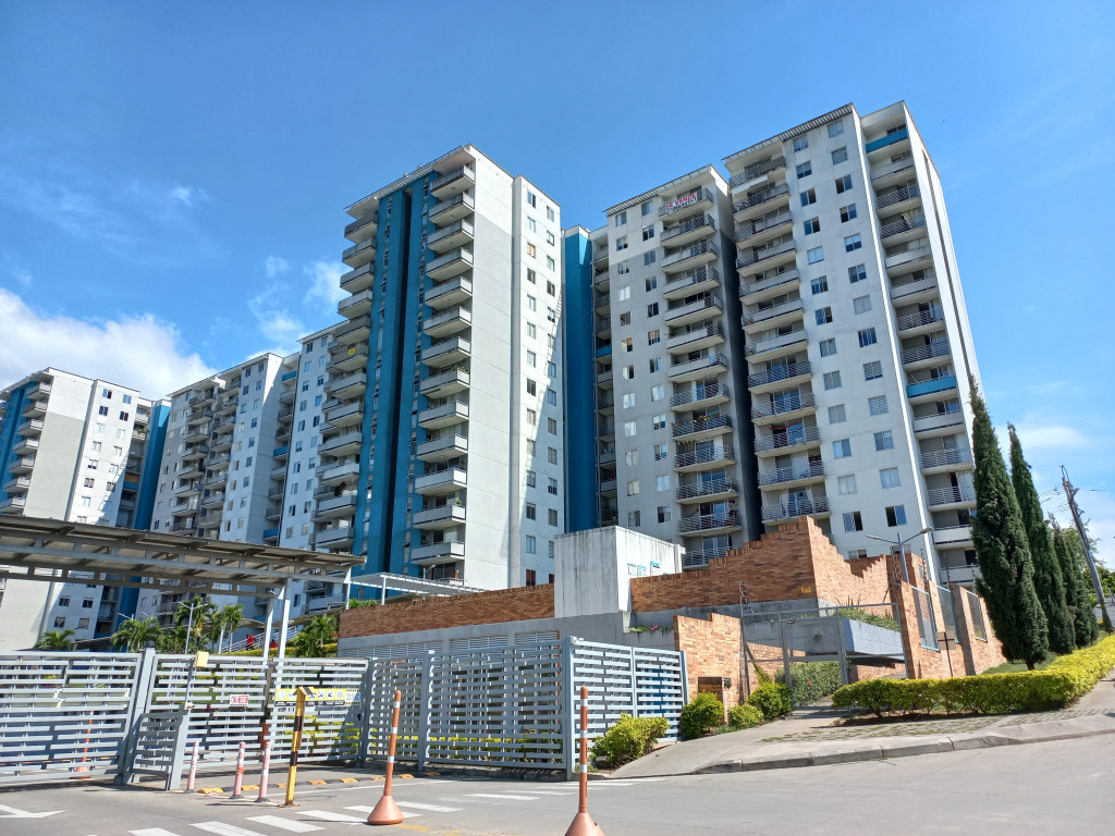 Apartamento En Venta - Montes De Gran Reserva Piso 9, Ibagué