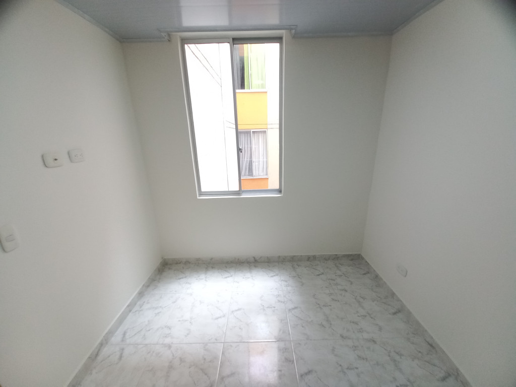 Apartamento En Venta - C. R  Reservas Del San Fermin Piso 2 Sin Ascensor, Ibagué