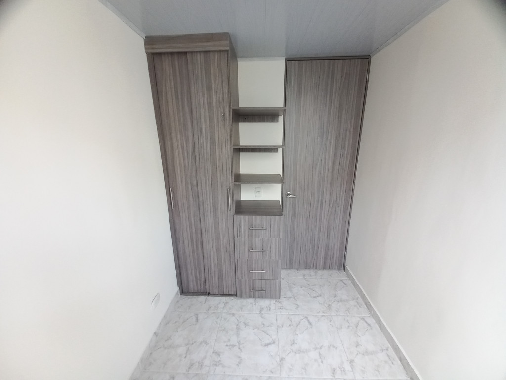 Apartamento En Venta - C. R  Reservas Del San Fermin Piso 2 Sin Ascensor, Ibagué