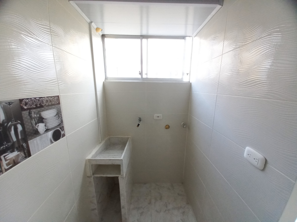 Apartamento En Venta - C. R  Reservas Del San Fermin Piso 2 Sin Ascensor, Ibagué