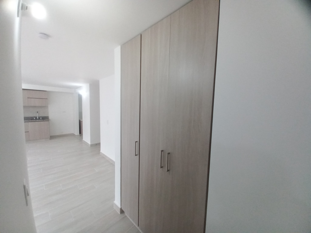 Apartamento En Arriendo - C.r Bosque Reservado Piso 12, Ibagué