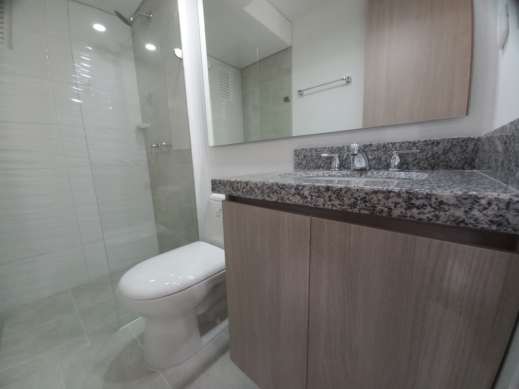 Apartamento En Arriendo - C.r Bosque Reservado Piso 12, Ibagué