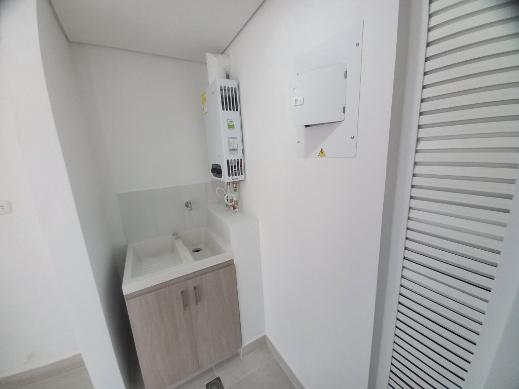 Apartamento En Arriendo - C.r Bosque Reservado Piso 12, Ibagué