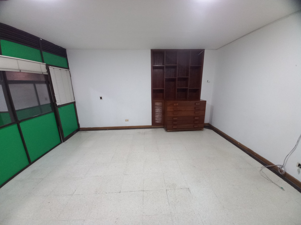 Oficina En Venta - Edificio Multifamiliares El Eden, Ibagué