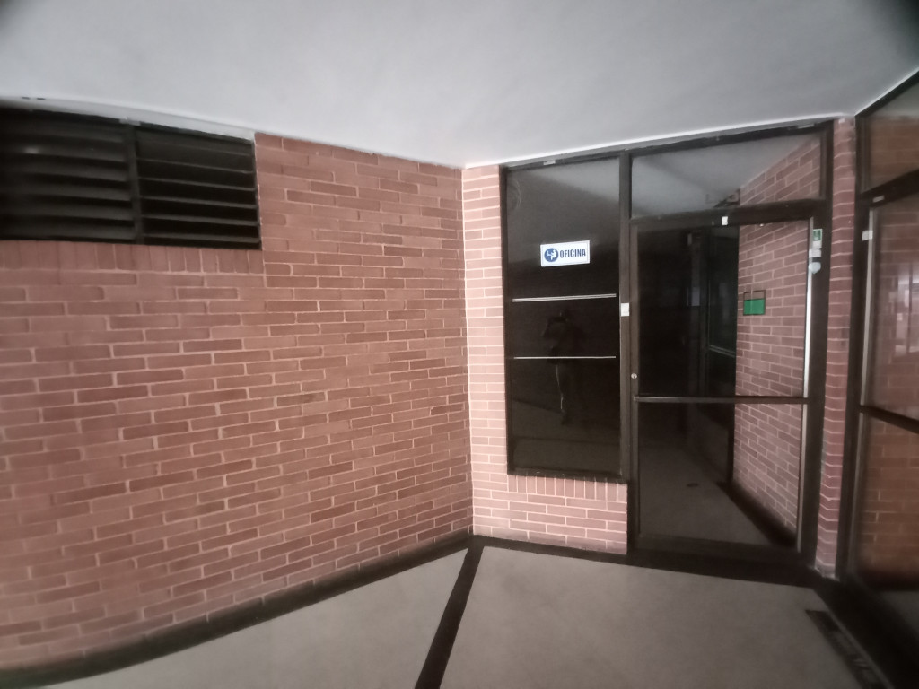 Oficina En Venta - Edificio Multifamiliares El Eden, Ibagué