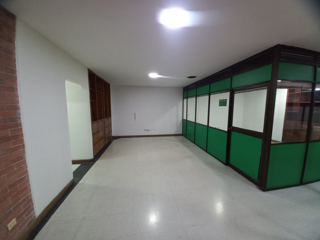 Oficina En Venta - Edificio Multifamiliares El Eden, Ibagué