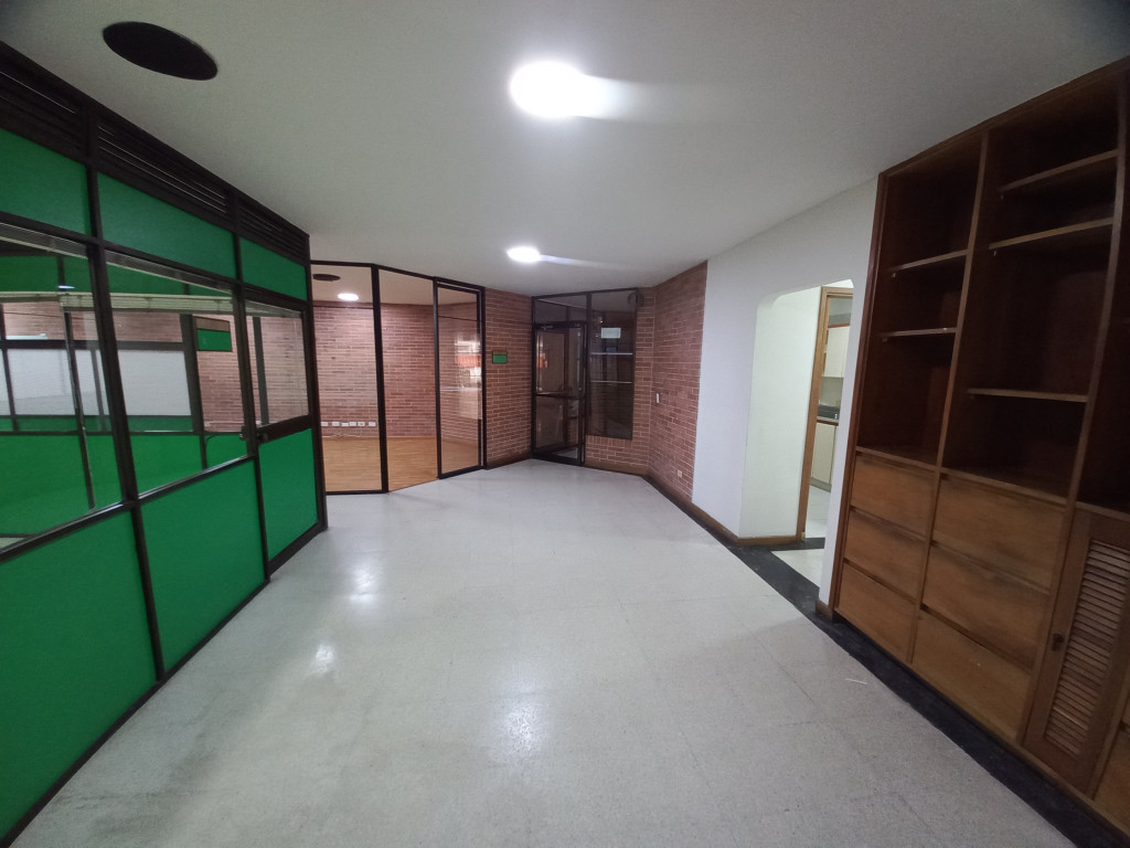 Oficina En Venta - Edificio Multifamiliares El Eden, Ibagué