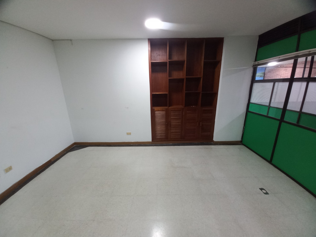 Oficina En Venta - Edificio Multifamiliares El Eden, Ibagué
