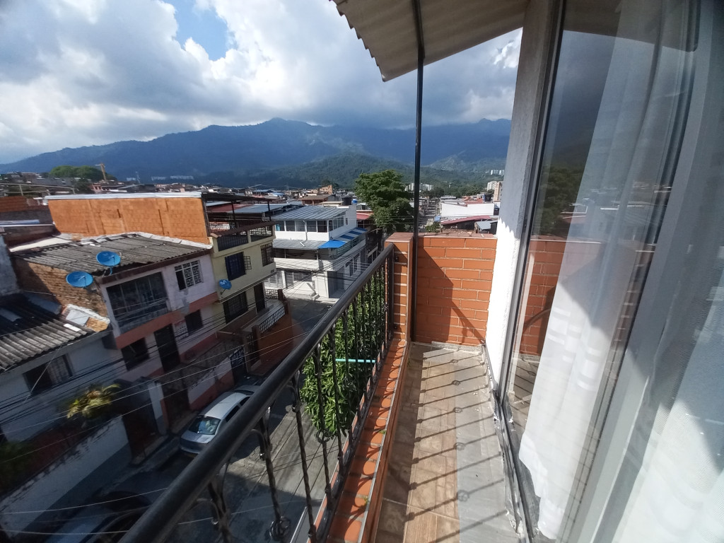 Casa En Venta - Calarca, Ibagué