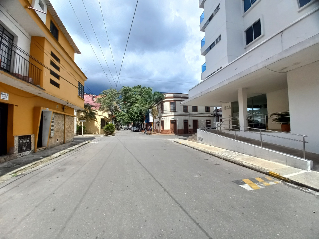 Apartamento En Venta - Edificio Mediterráneo Piso 12, Ibagué