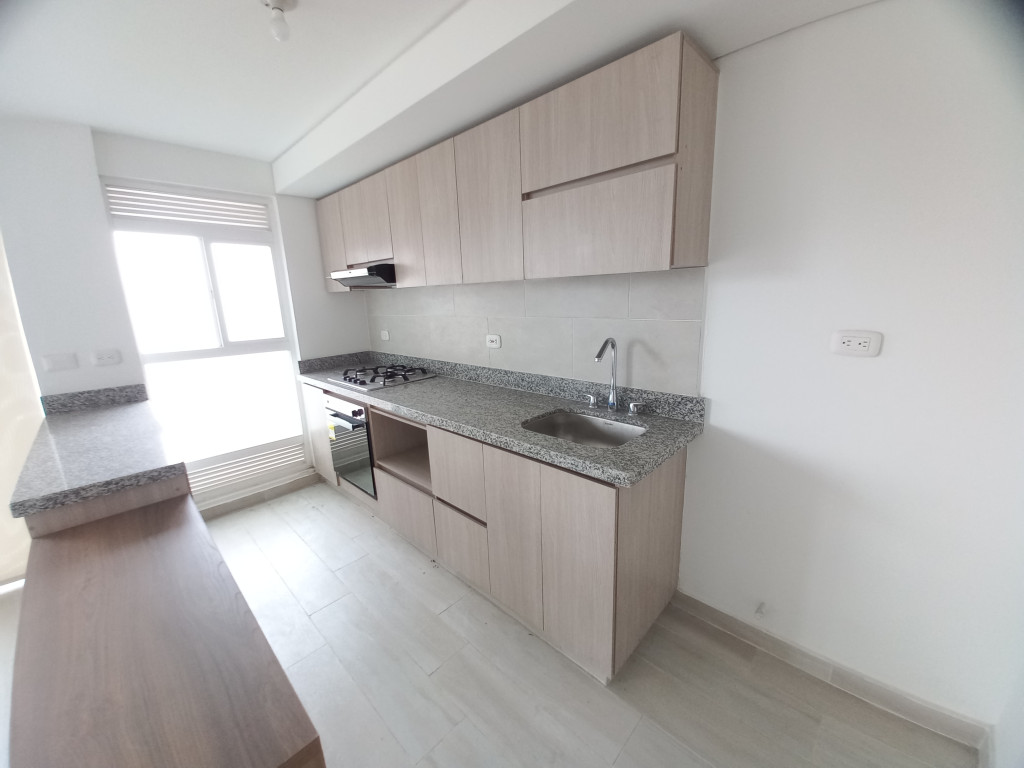 Apartamento En Venta - C.r Bosque Reservado Piso 10, Ibagué