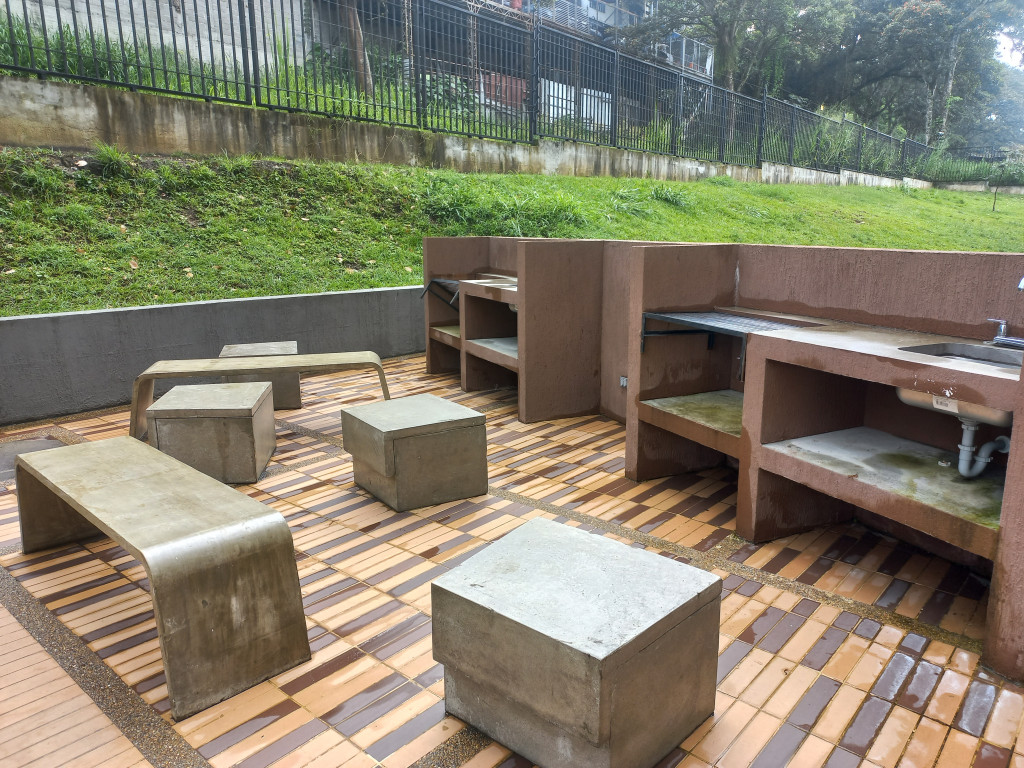 Apartamento En Venta - C.r Bosque Reservado Piso 10, Ibagué