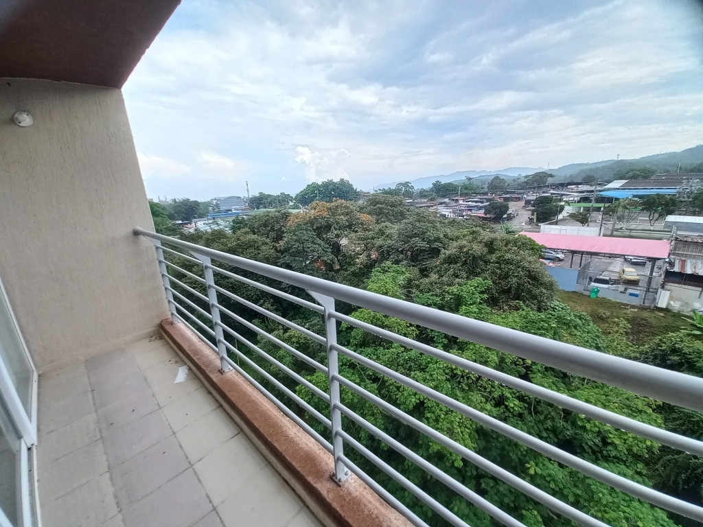 Apartamento En Venta - C.r Bosque Reservado Piso 10, Ibagué