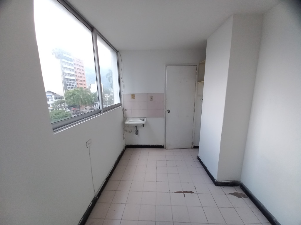 Apartamento En Venta - Edificio Combeima Piso 4, Ibagué