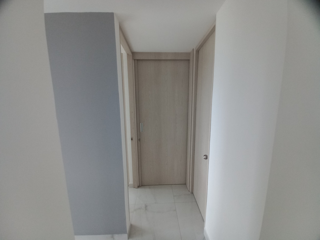 Apartamento En Venta - C. R  Valle Lindo Piso 12, Ibagué