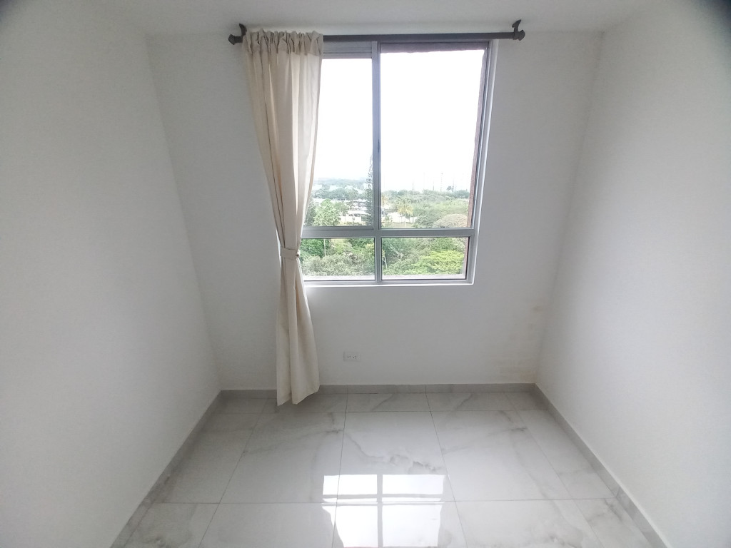Apartamento En Venta - C. R  Valle Lindo Piso 12, Ibagué