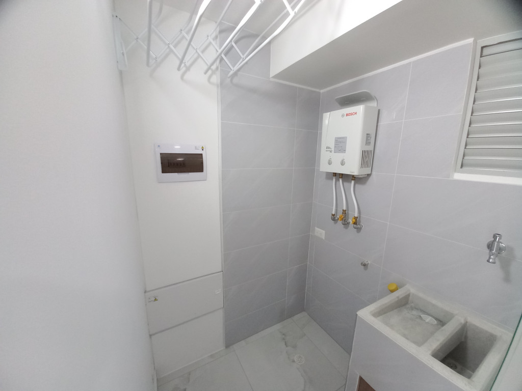 Apartamento En Venta - C. R  Valle Lindo Piso 12, Ibagué